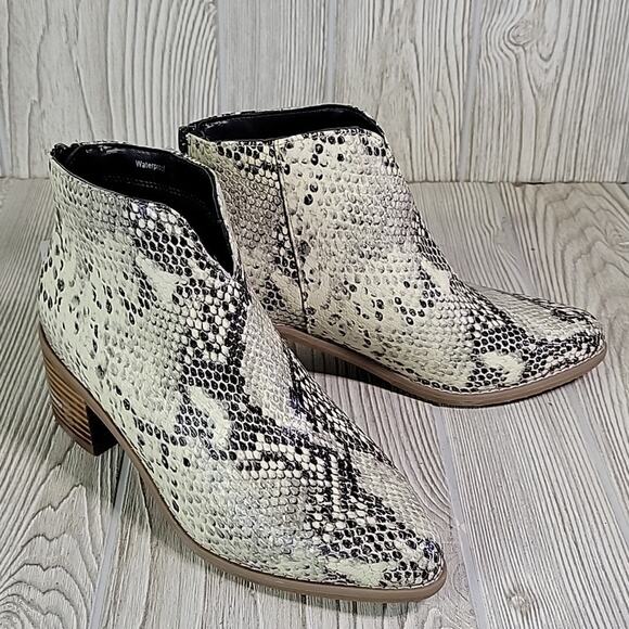 Aqua College Emily Natural Snakeprint Leather Waterproof Ankle Boot Womens 6 NEW - Picture 2 of 15